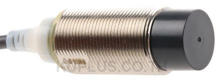 Omron, M18 x 1, NPN-NO Inductive Sensor 59mm Length, 12 - 24 V dc supply voltage , IP67 Rating